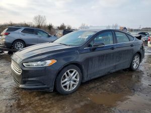 Ford Fusion SE 2.5L 4 2014