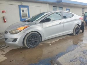 Hyundai Elantra GLS 1.8L 4 2012