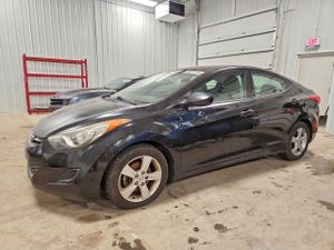Hyundai Elantra GLS 1.8L 4 2013