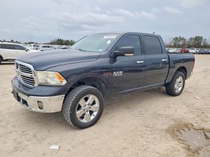 RAM 1500 SLT 3.0L 6 2015