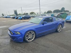 Ford Mustang 3.7L 6 2013