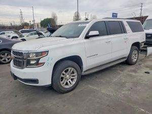 Chevrolet Suburban C1500 LS 5.3L 8 2015