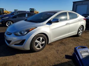 Hyundai Elantra SE 1.8L 4 2015