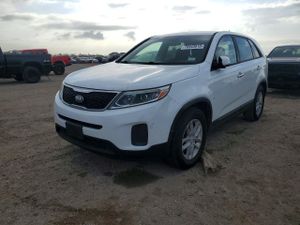 Kia Sorento LX 2.4L 4 2015