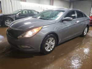 Hyundai Sonata GLS 2.4L 4 2013