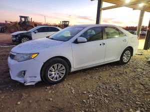 Toyota Camry L 2.5L 4 2013