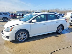 Nissan Sentra S 1.8L 4 2015