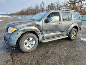 Nissan Pathfinder LE 4.0L 6 2005