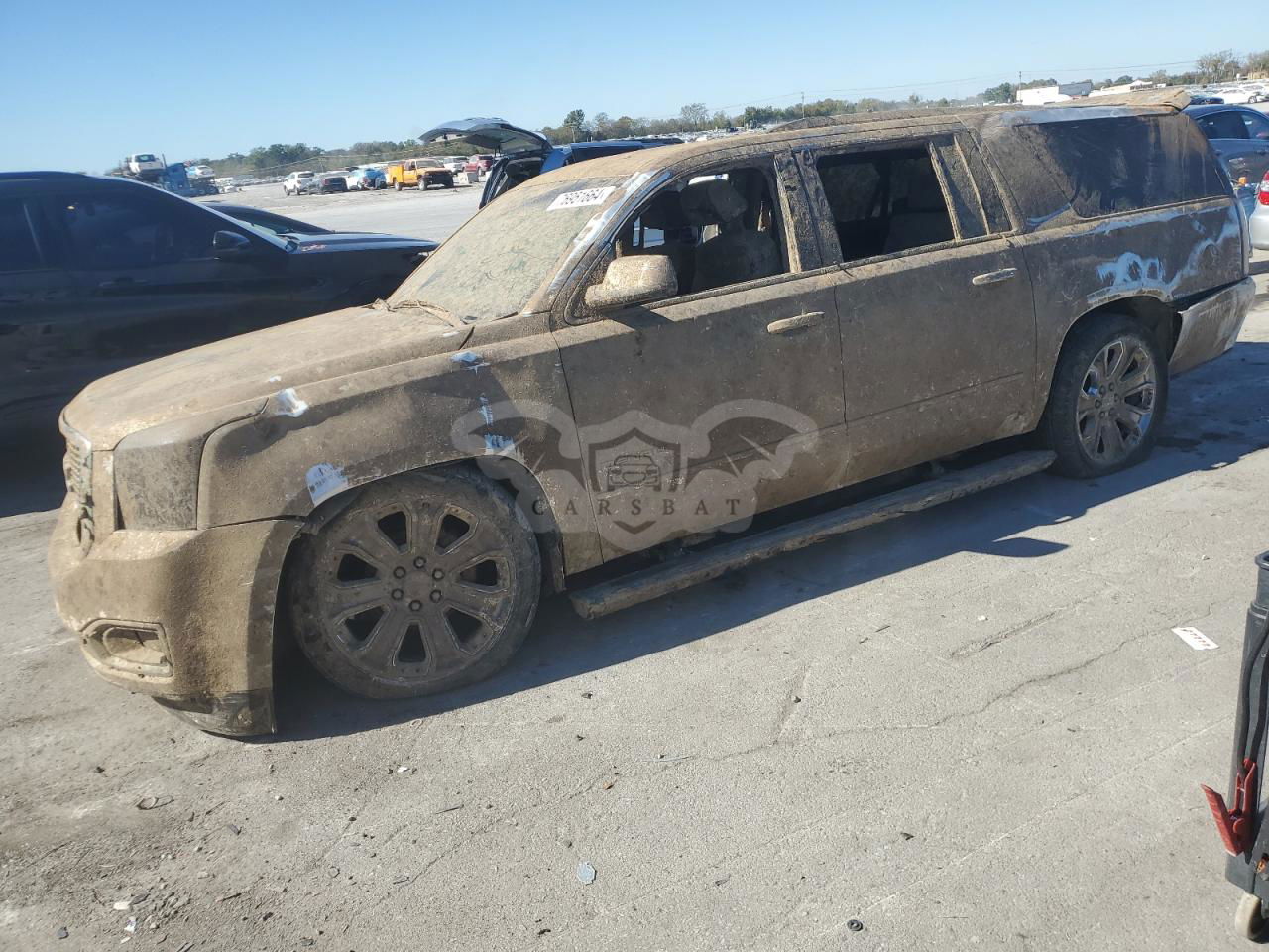 GMC Yukon DENALI 6.2L  8 2016