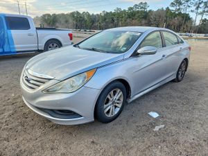 Hyundai Sonata GLS 2.4L 4 2014