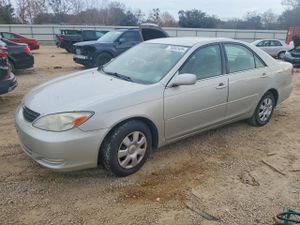 Toyota Camry LE 2.4L 4 2004