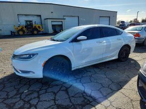 Chrysler 200 LIMITED 2.4L 4 2015