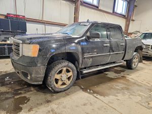 GMC Sierra K2500 DENALI 6.6L 8 2011