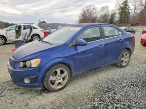 Chevrolet Aveo (Sonic) LTZ 1.4L 4 2014