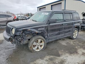 Jeep Patriot LATITUDE 2.4L 4 2012