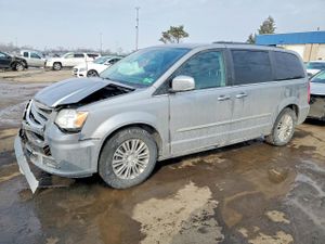 Chrysler Town & Country TOURING L 3.6L 6 2015