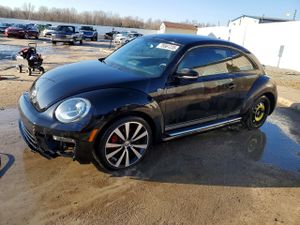 Volkswagen Beetle TURBO 2.0L 4 2013
