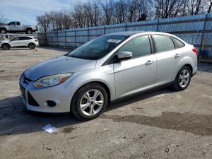 Ford Focus SE 2.0L 4 2014