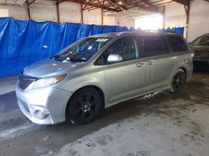 Toyota Sienna 3.5L 6 2011