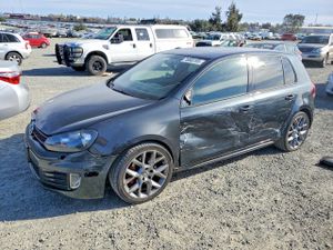 Volkswagen Golf 2.0L 4 2013
