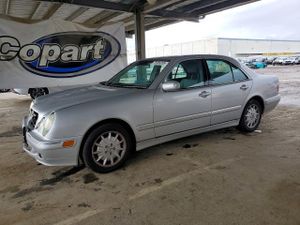Mercedes-Benz E 3.2L 6 2001