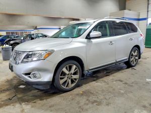 Nissan Pathfinder 3.5L 6 2014