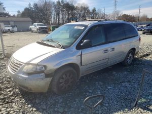 Chrysler Town & Country LIMITED 3.8L 6 2005