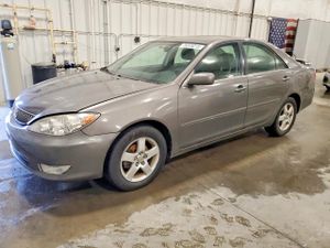 Toyota Camry LE 2.4L 4 2006