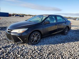 Toyota Camry LE 2.5L 4 2015