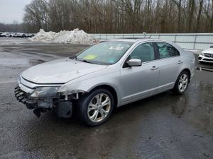 Ford Fusion SE 2.5L 4 2012