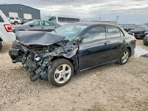 Toyota Corolla BASE 1.8L 4 2013