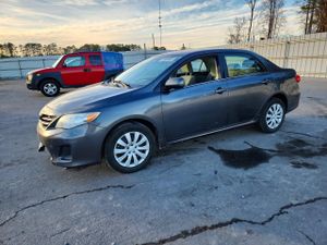 Toyota Corolla BASE 1.8L 4 2013