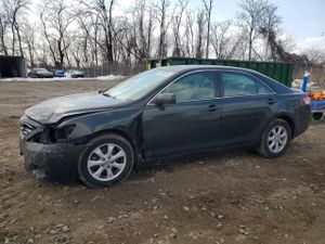 Toyota Camry BASE 2.5L 4 2010