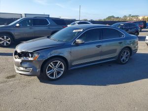 Volkswagen Passat SEL 3.6L 6 2014