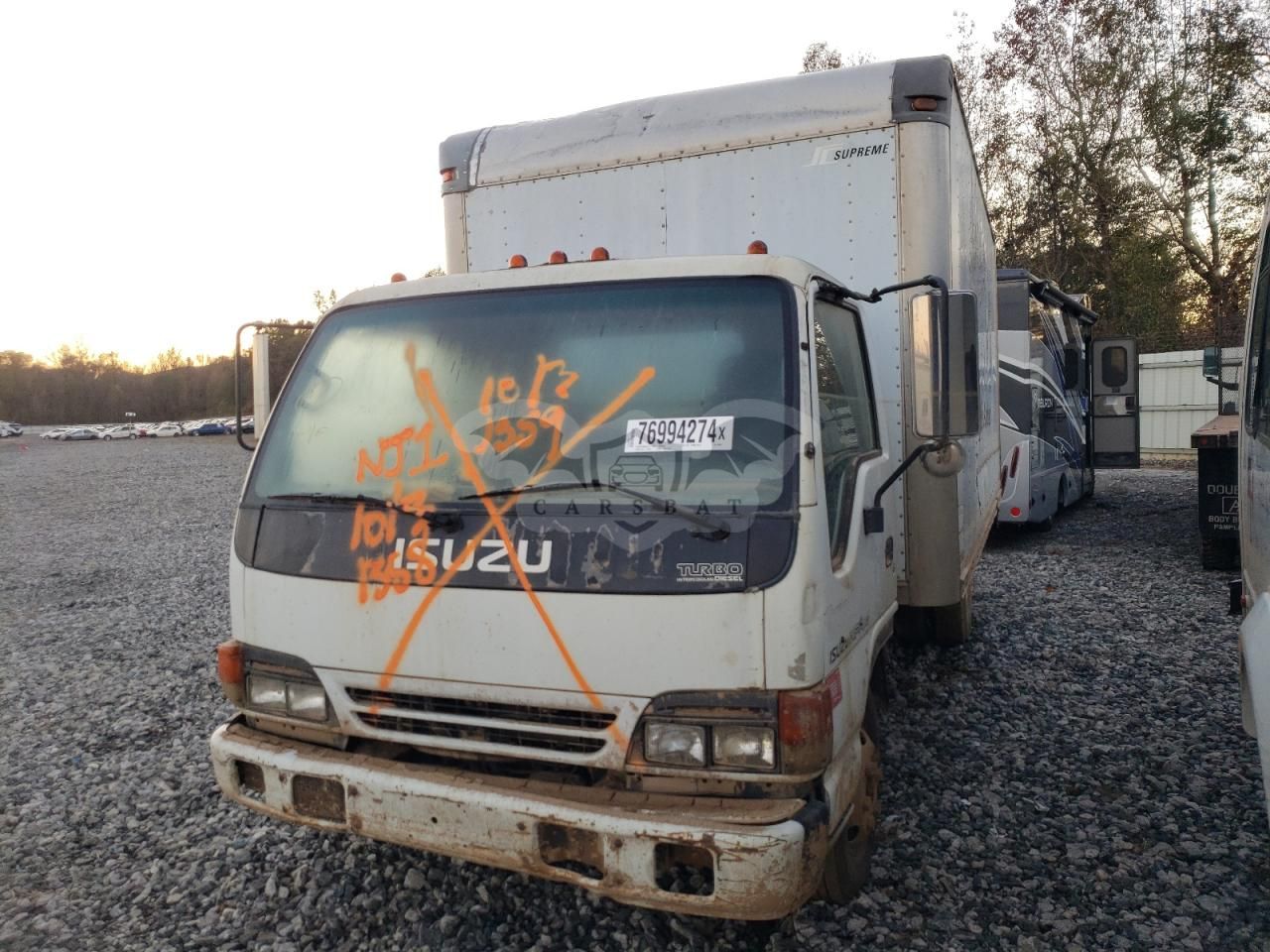 Isuzu NPR 4 2001
