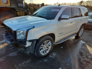 GMC Yukon DENALI 6.2L 8 2015