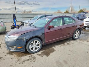 Ford Fusion SE 2.5L 4 2012