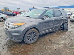 Ford Explorer XLT 3.5L 6 2015