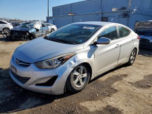 Hyundai Elantra SE 1.8L 4 2014