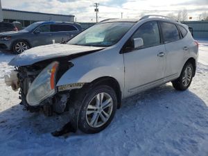 Nissan Rogue S 2.5L 4 2013