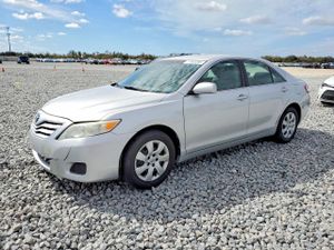 Toyota Camry BASE 2.5L 4 2011