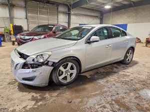 Volvo S60 2.4L 5 2012