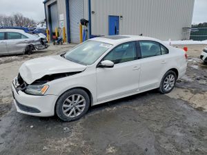 Volkswagen Jetta SE 2.5L 5 2013