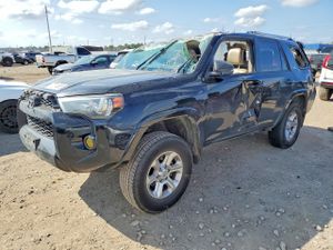 Toyota 4Runner SR5 4.0L 6 2015