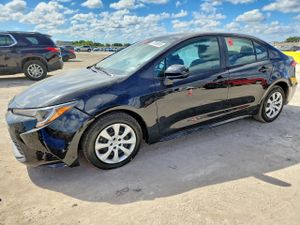 Toyota Corolla LE 2.0L 4 2024