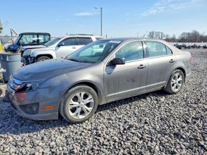 Ford Fusion SE 3.0L 6 2012