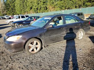 Toyota Camry LE 2.4L 4 2004