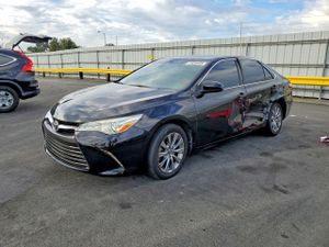 Toyota Camry LE 2.5L 4 2015
