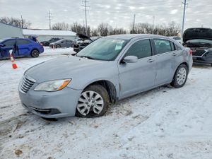 Chrysler 200 LX 2.4L 4 2014