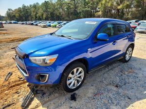 Mitsubishi Outlander ES 2.0L 4 2015